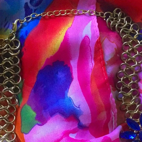 Floral Rhinestone Blue Red Pink Statement Necklace Flower Crystal Multicolor New - Picture 9 of 9